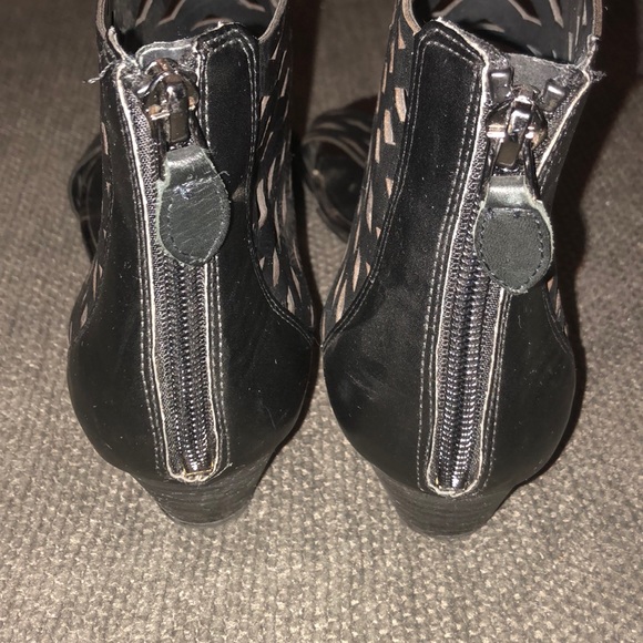 Franco Sarto Sandals - Picture 5 of 6